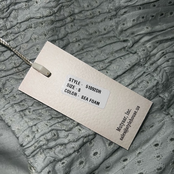 CUTE DRESS💝 - Picture 2 of 2